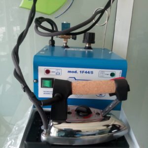 1F44/5 GENERATEUR VAPEUR AUTOMATIQUE C/ FER